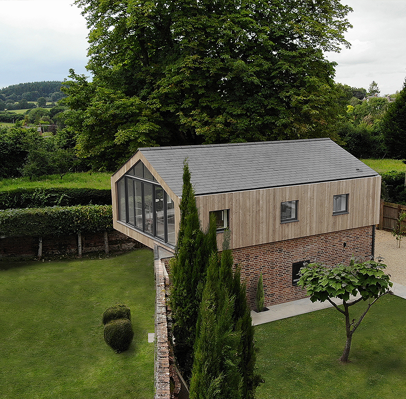 Pool House - Contemporary Wiltshire Architects - Richmond Bell Architects