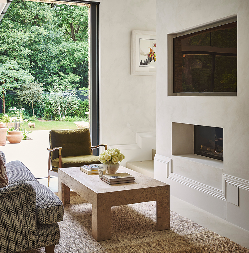 London Home Renovation - Richmond Bell Architects - Modern Fireplace