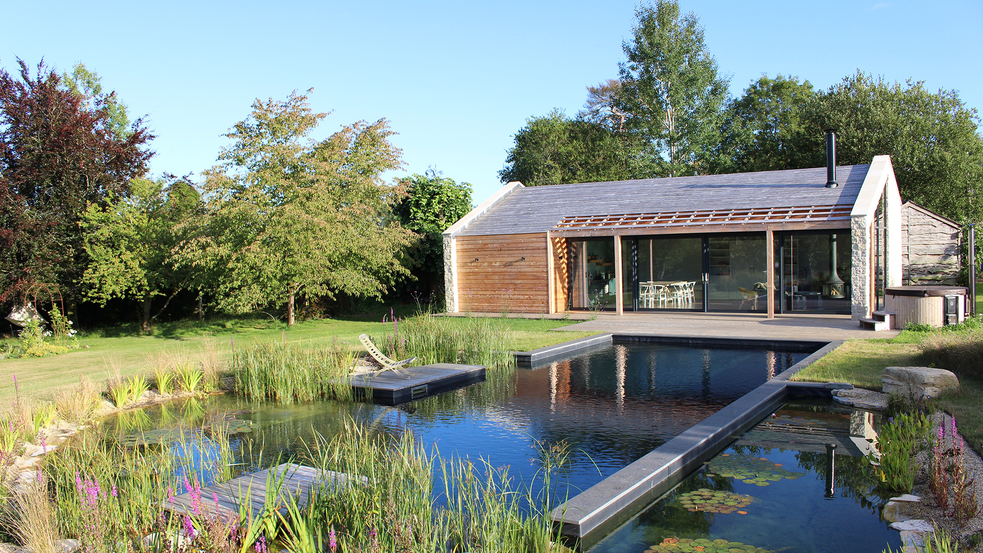 Pool House - Sustainable Architects Wiltshire - Richmond Bell Architects